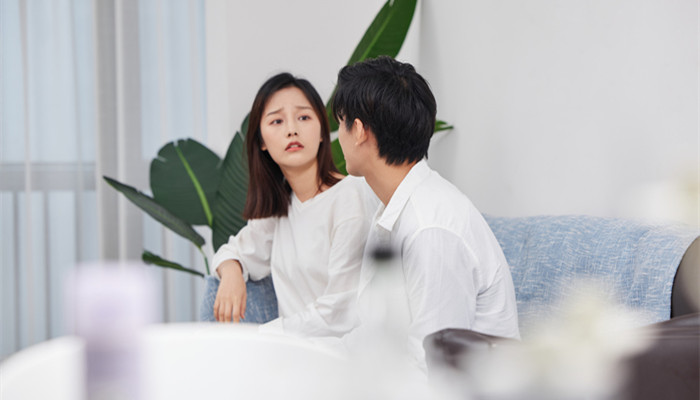 狮子座不爱你的前兆 狮子座不爱你的前兆有哪些