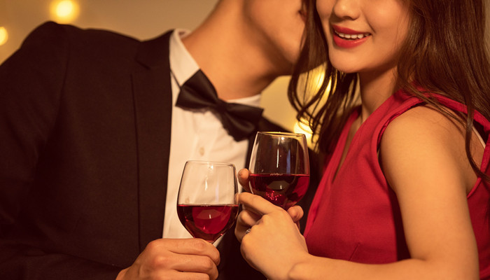 金牛女和巨蟹男合适吗 金牛女和巨蟹男般配吗