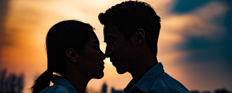 能让摩羯男方寸大乱的女人 能让摩羯男方寸大乱的星座女人