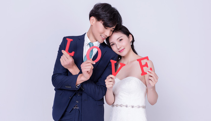 狮子男最忍不了哪种撩 怎么撩狮子男