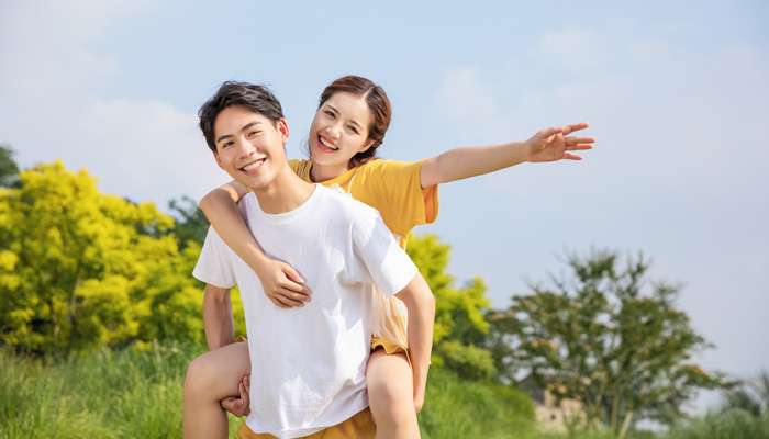 巨蟹男爱你的7个阶段 巨蟹男爱你的7个阶段分别是