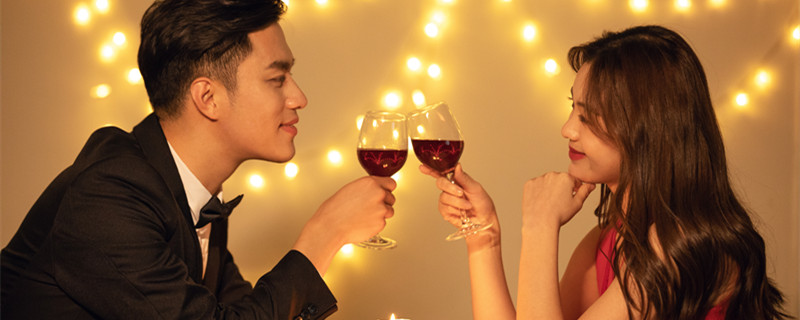 巨蟹男爱你的7个阶段 巨蟹男爱你的7个阶段分别是