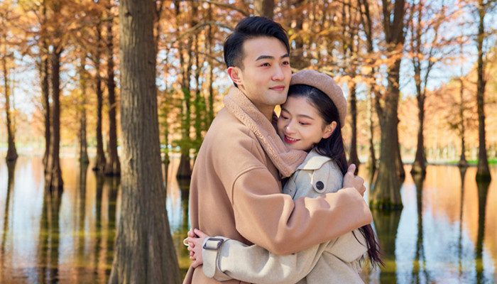 怎样判断巨蟹座在乎你 如何判断巨蟹座在乎你