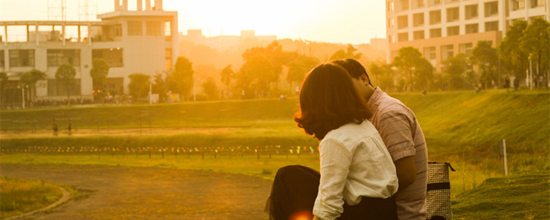 射手座喜欢一个人眼神 射手座喜欢你的表现