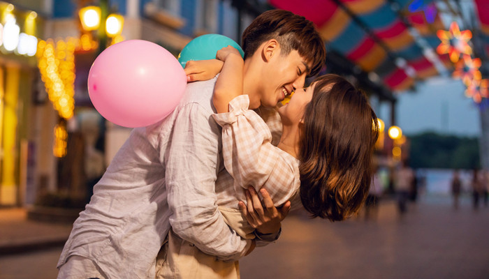 白羊男最疼哪个星座女 哪个星座的女生最容易被白羊男疼爱