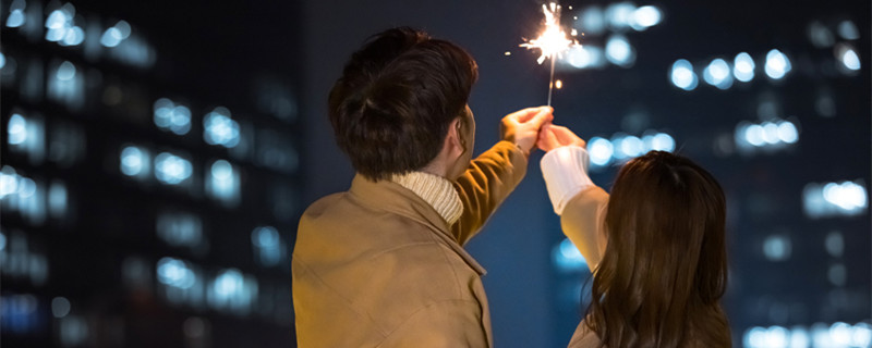 哪个星座和双子座女最搭配 和双子女最搭配的星座