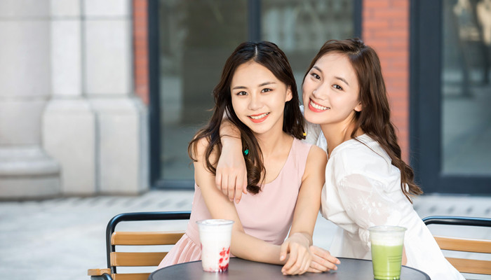 和水瓶座女最配的星座女 哪些星座男和水瓶座女最适配