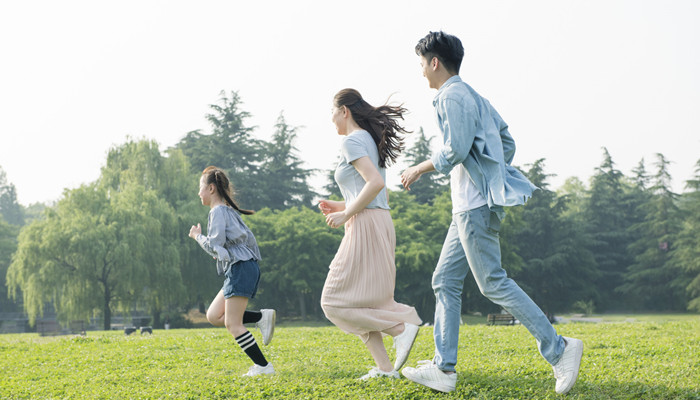 最深情的星座男 12星座男生谁最深情