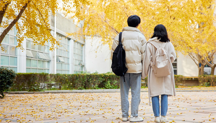 最会套男人钱的星座女 哪个星座的女生最会套男人的钱