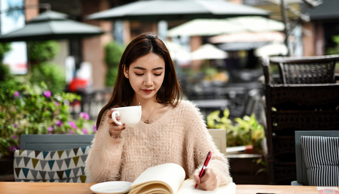 哪个星座女最爱哭排名 最爱哭的星座女