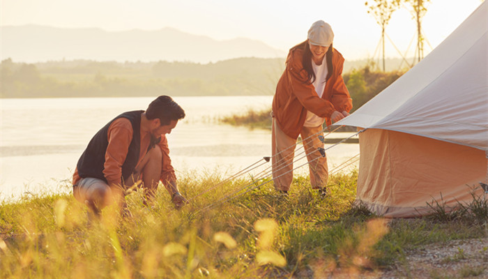 水瓶男爱你入骨的表现 水瓶男非常爱你会有什么表现
