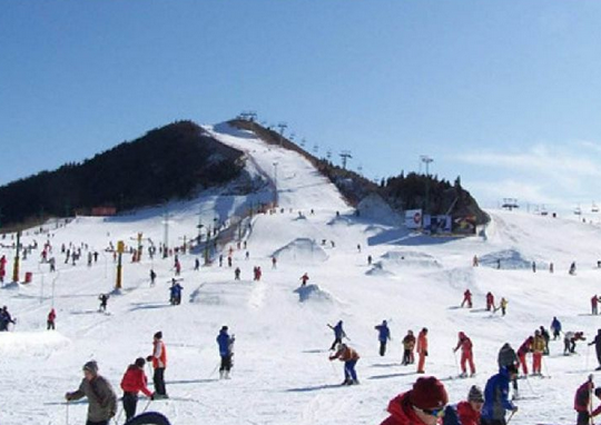 长春莲花山滑雪场开放时间什么时候？