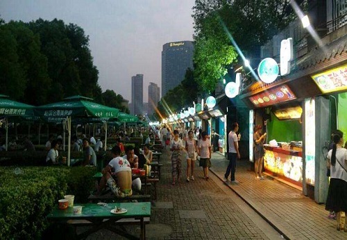  南昌最受欢迎的小吃街有哪些 南昌小吃街介绍