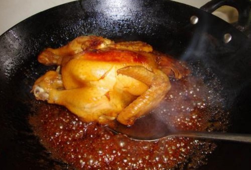 广东酱油鸡的正宗做法 家常酱油鸡的做法秘诀