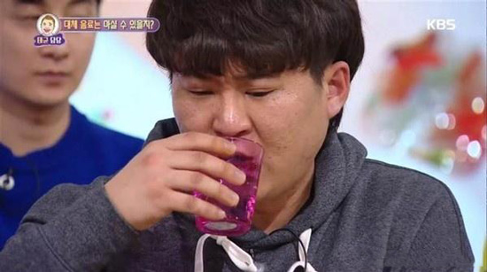 韩男子20年不喝水是怎么回事 男子为什么20年不喝水