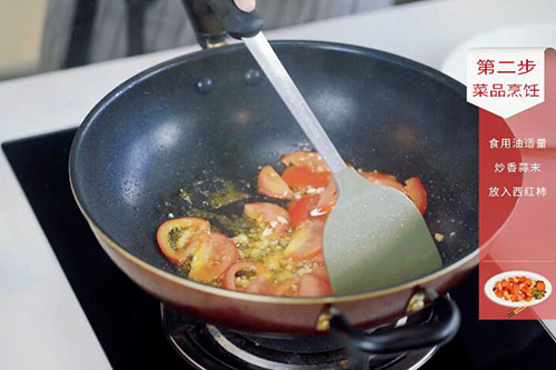 西红柿炒包菜的做法 家常西红柿炒包菜怎么做好吃