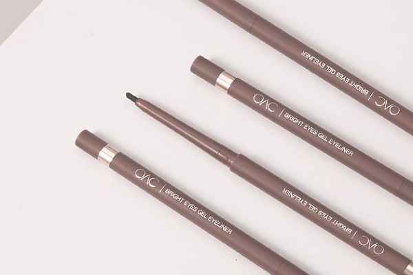 oac极细眼线胶笔怎么样 oac极细眼线胶笔好用吗