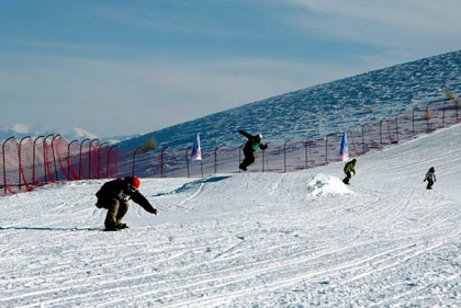 那拉提国际滑雪场