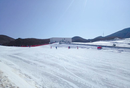 桂林天湖-冰雪世界滑雪场