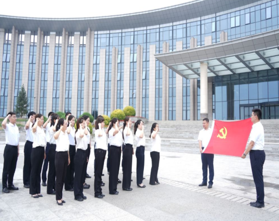 党建引领强根基，创新驱动促发展——“六个一”“六带头”行动锻造奶业高质量发展新动能