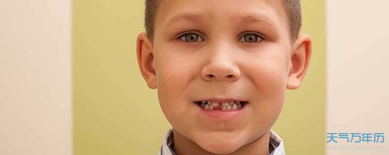 女人梦见别人的牙掉了有什么征兆 女人梦见别人的牙掉了什么意思