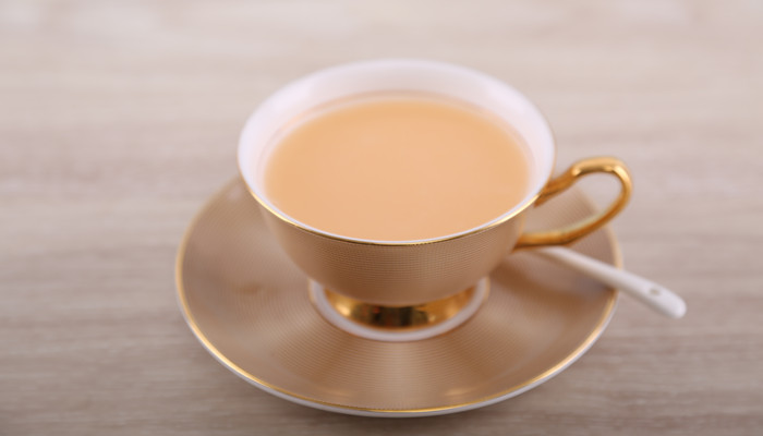 秋天的第一杯奶茶什么意思?  秋天的第一杯奶茶源自哪里