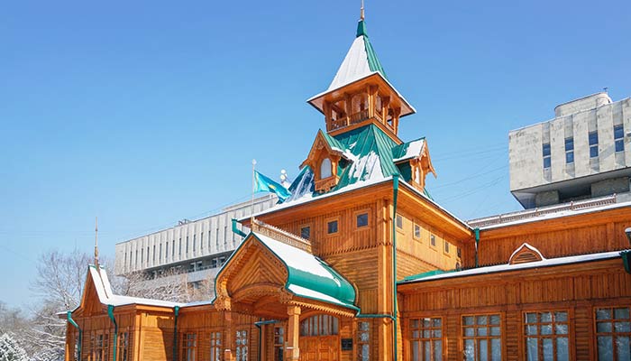 哈萨克斯坦旅游攻略 哈萨克斯坦在哪