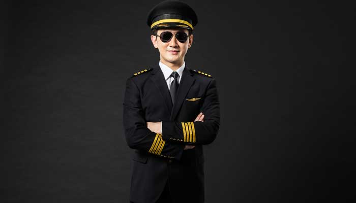 机长和副机长肩章的区别 机长的肩章代表什么