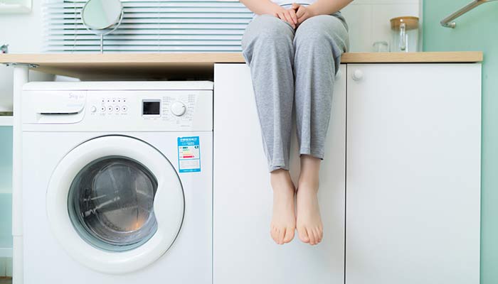 全自动洗衣机不能甩干怎么回事 全自动洗衣机不能甩干的原因