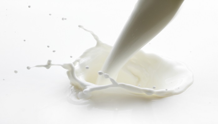 生牛乳和脱脂乳粉的区别