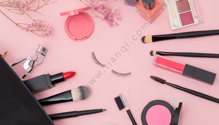 品牌眼影排行榜10强_中国护肤品中国护肤品排行榜前十名_中国护肤品品牌排行榜_中国...