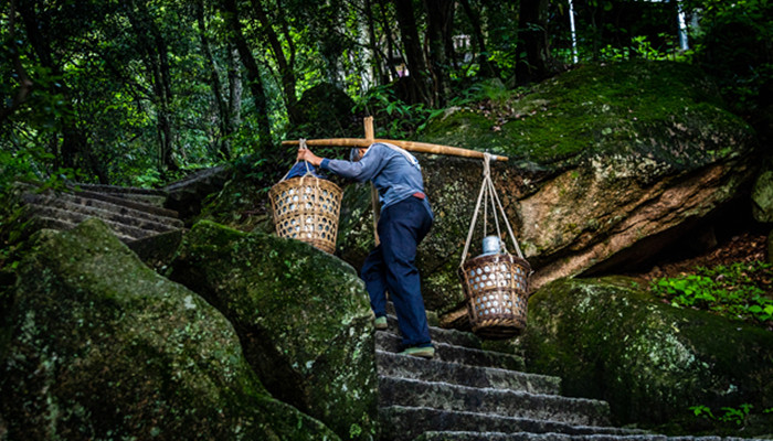 挑山工图片背景图片图片