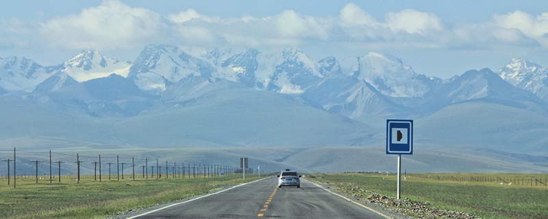 新疆大还是西藏大 新疆和西藏哪个面积大