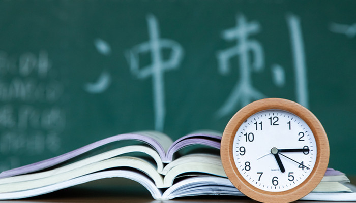 英语专业八级考试时间 英语八级考试时间是多久