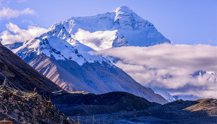 西藏海拔最高的地方是什么地方 西藏海拔最高的地方是哪