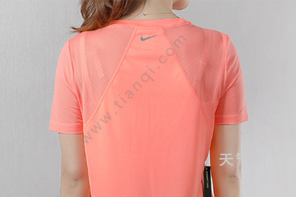 nike速干衣怎么搭_nike手机壁纸