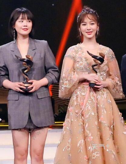 马思纯谢谢杨紫最难时候的陪伴是怎么回事马思纯谢谢杨紫最难时候的