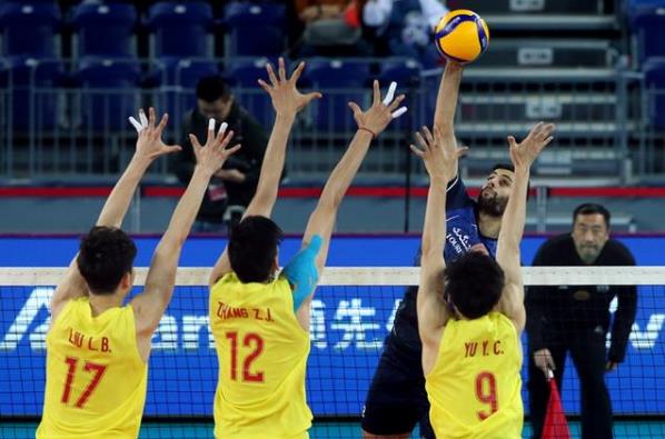 中国男排0:3伊朗前途如何？半决赛对阵卡塔尔能出线吗