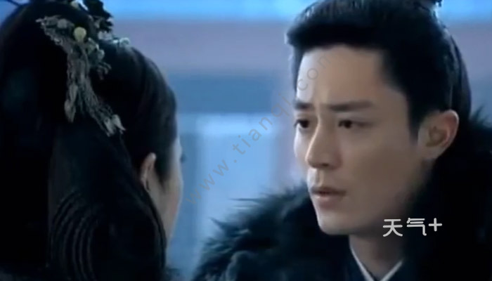 霍建华为林心如庆生 两人甜蜜贴脸是怎么回事 霍建华为林心如庆生 两人甜蜜贴脸是什么情况