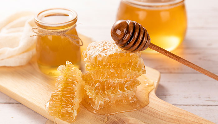 蜂蜜是凉性还是热性 蜂蜜是凉性的吗