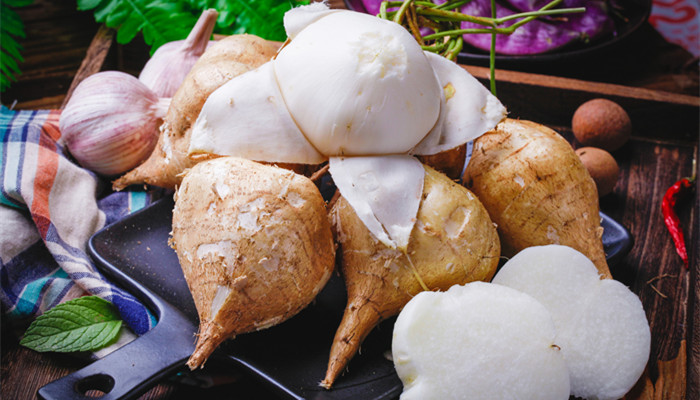 广东,台湾,福建等地区为主要根菜之一,裁培很广,其中贵州省的凉薯最为