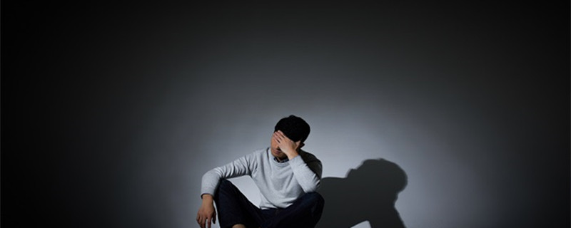 的"咬舌自尽"的致死原因可归为三大类,即"疼死说","失血说"和"窒息说"