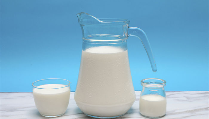 煮牛奶时怎么加糖 煮牛奶时该怎么加糖