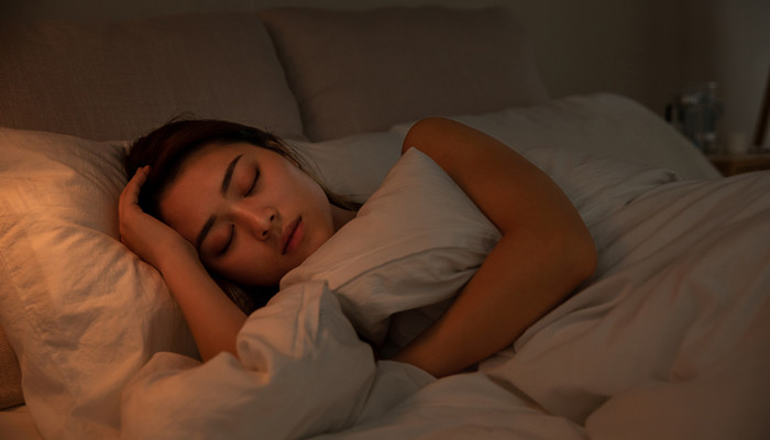 开灯睡觉对身体的危害有哪些 长期开灯睡觉对身体的危害有哪些