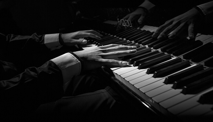 钢琴黑白键宽度是多少 钢琴的琴键宽度是多少 