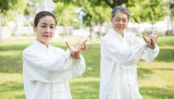 人口老龄化的影响_泽平宏观:中国人口老龄化的五大趋势(2)