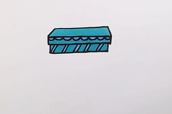 3,在盒身画上线条.2,在盒边画上波浪线装饰.