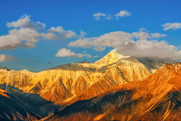 贡嘎雪山的最佳观赏地有哪些 哪些地方可以看到贡嘎雪山