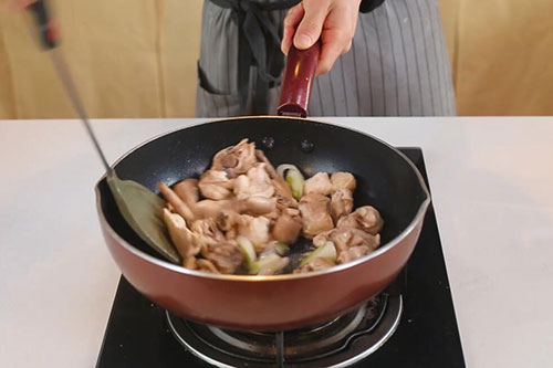 山药炖鸡汤的做法 在家怎么做山药炖鸡汤