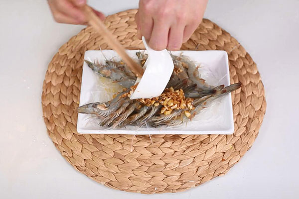 蒜茸粉丝虾的做法 怎么做蒜茸粉丝虾